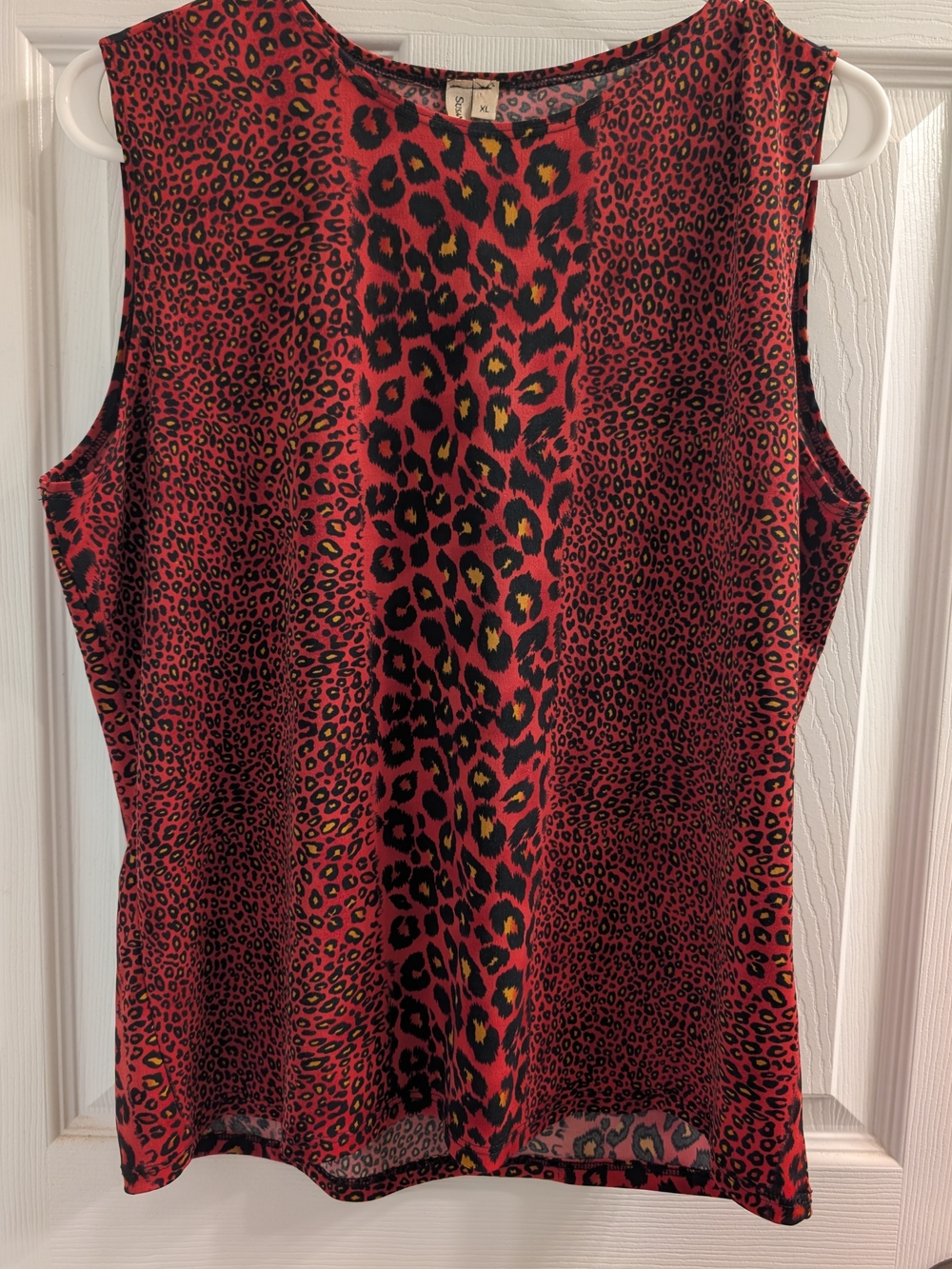 Women’s Red Leopard Print Sleeveless Tank Top